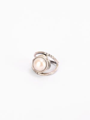 Pearl Oxidized Silver Ring